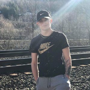 Meet your Posher, Kyle